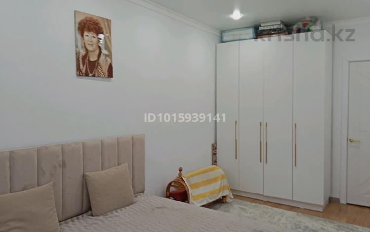 2 бөлме · 60 м² · 2/9 қабат, Алтын орда ш/а. 200А — Возле Анвара, бағасы: 50 000 ₸ в Актобе, мкр. Алтын орда — фото 2
