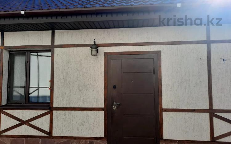 Жеке үй · 2 бөлме · 30 м², Кокше 13а — За рынком бурабаймол, бағасы: 40 000 ₸ в Бурабае — фото 2