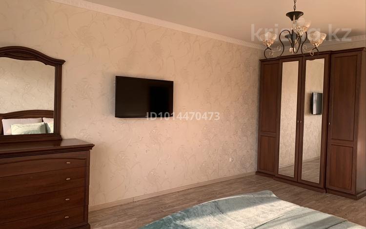 3-комнатная квартира · 94.5 м² · 7/10 этаж, мкр Акбулак 9 — Ул. Райымбека, уг.ул. Яссауи за 350 000 ₸ в Алматы, Алатауский р-н — фото 3