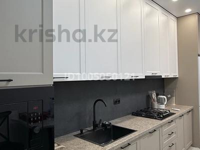 1-комнатная квартира · 53.3 м² · 4/9 этаж, Самал 82/6 — Коняхина за 24 млн 〒 в Уральске