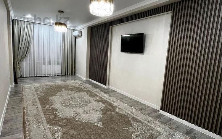 3-комнатная квартира · 99 м² · 7/10 этаж, 19-й мкр 34 за 53 млн ₸ в Актау — фото 2