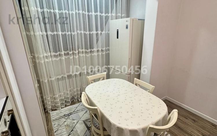 3-комнатная квартира · 65 м² · 5/9 этаж, Айманова 149 за 600 000 ₸ в Алматы, Бостандыкский р-н — фото 2