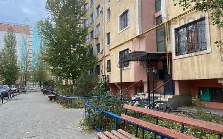3-комнатная квартира · 93.7 м² · 3/7 этаж, мкр. Алтын орда, молдагулова за 33 млн ₸ в Актобе — фото 2