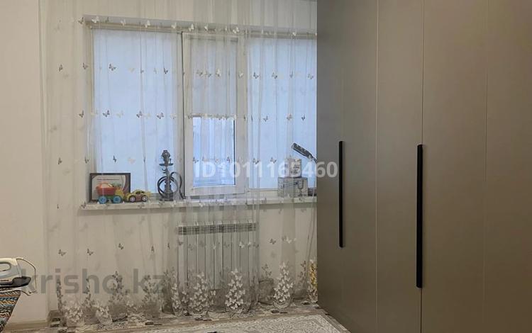3-комнатная квартира · 80 м² · 1/6 этаж, мкр. Алмагуль, Султан Бейбарыс 38 — Султан Бейбарыс за 25.5 млн ₸ в Атырау — фото 2