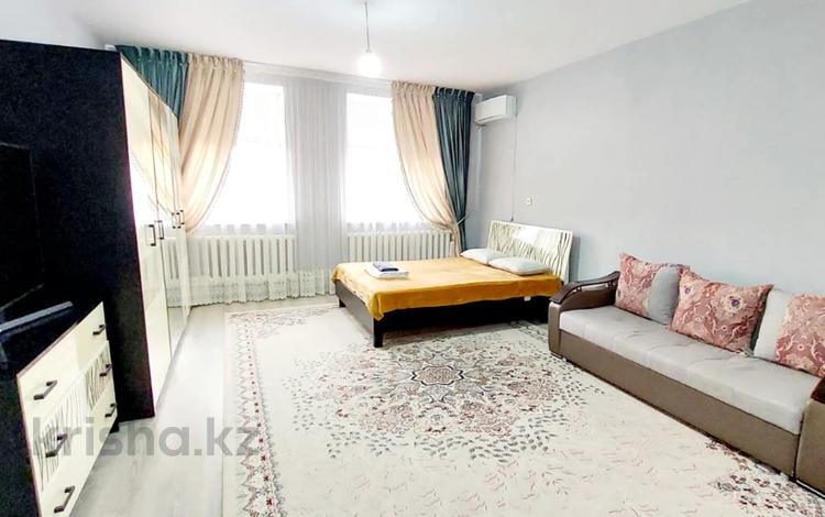1-бөлмелі пәтер · 50 м² · 4/8 қабат, Желтоксан 11в, бағасы: 14 000 ₸ в  — фото 6
