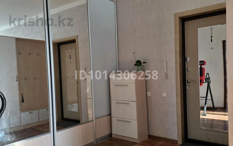 2-комнатная квартира · 65 м² · 21/23 этаж, Байтурсынова 12 за 250 000 ₸ в Астане, Сарайшык р-н — фото 2
