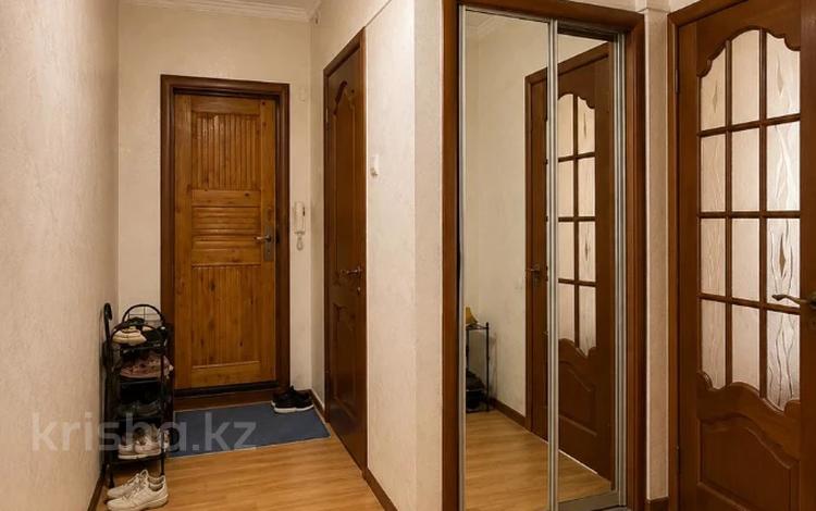 2-бөлмелі пәтер · 52 м² · 5/5 қабат, мкр Самал, Достык 111/4, бағасы: 58.5 млн ₸ в Алматы, Медеуский р-н — фото 2