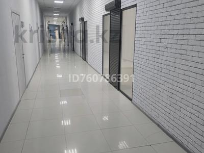 Офисы, магазины и бутики, склады, салоны красоты, фитнес и спорт, образование, конференц-залы, кабинеты и рабочие места, студии · 36 м² за 72 000 〒 в Усть-Каменогорске