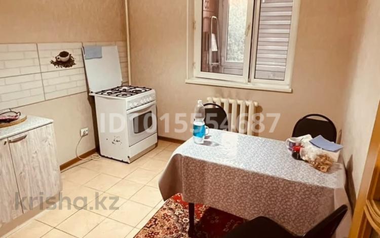 1-комнатная квартира · 50 м² · 3/10 этаж, мкр Аксай-5 1 — Момышулы Жубанова за 230 000 ₸ в Алматы, Ауэзовский р-н — фото 2