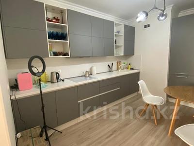 2-комнатная квартира, 71 м², Абиша Кекилбайулы за 54 млн 〒 в Алматы, Бостандыкский р-н