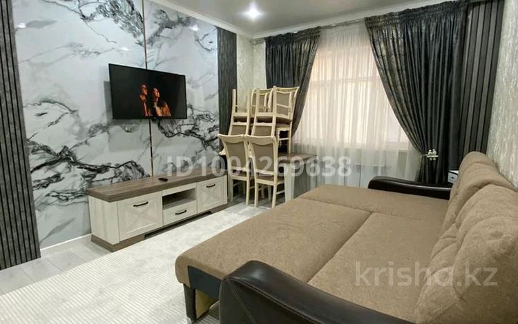 1-комнатная квартира · 40 м² · 3/5 этаж, Аса — 10 мкр за 11 000 ₸ в Таразе — фото 2