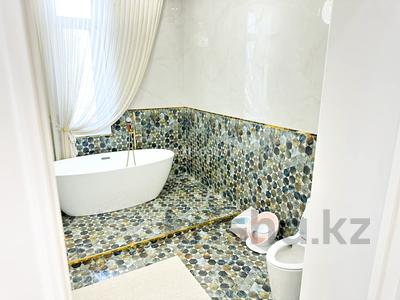 Жеке үй · 5 бөлме · 280 м² · 12 жүзд., 18-микрорайон, ул.Уалиханова, бағасы: 155 млн ₸ в Конаеве