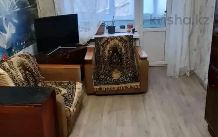 1-комнатная квартира · 42.7 м² · 3/4 этаж, абулхаир хана за 10.5 млн ₸ в Уральске — фото 2