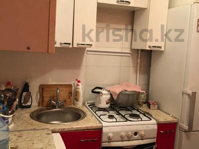 2-комнатная квартира, 44 м², 2/4 этаж, мкр №6 за 25 млн 〒 в Алматы, Ауэзовский р-н