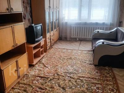 2-комнатная квартира · 45 м² · 1/5 этаж, Майкудук, 14й микрорайон за 7.2 млн ₸ в Караганде, Алихана Бокейханова р-н