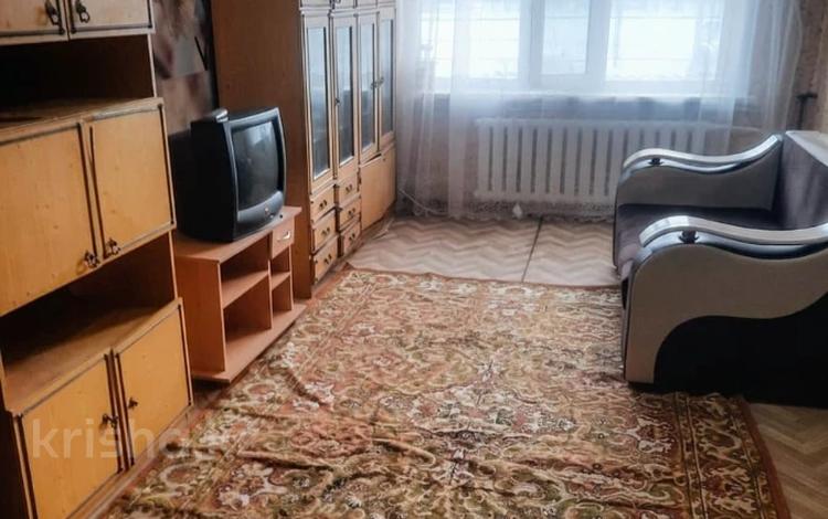 2-комнатная квартира · 45 м² · 1/5 этаж, Майкудук, 14й микрорайон за 7.2 млн ₸ в Караганде, Алихана Бокейханова р-н — фото 2