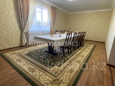 Отдельный дом · 7 комнат · 250 м² · 5 сот., Мухаммеда Салыка Бабажанова 1 за 70 млн 〒 в Актобе, жилой массив Жилянка