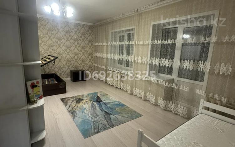 1-комнатная квартира, 54 м², 3/6 этаж, Габидена Мустафина 5 за 21 млн 〒 в Астане, Алматы р-н — фото 2