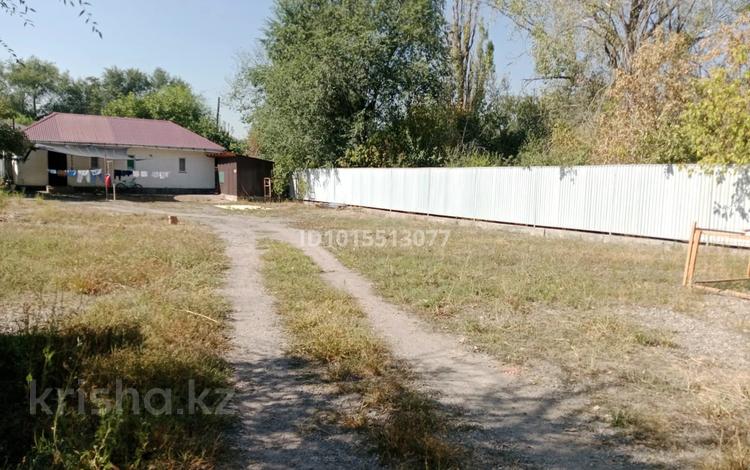 Отдельный дом · 3 комнаты · 60 м² · 8 сот., мкр Алатау (ИЯФ), Жетбаева 26/3 — Цыганка за 40 млн ₸ в Алматы, Медеуский р-н — фото 2
