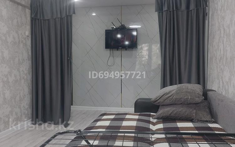 2-комнатная квартира · 36 м² · 2/5 этаж, Сабитова за 15 000 ₸ в Балхаше — фото 2