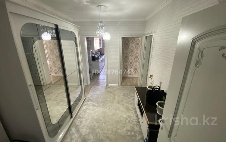 4-комнатная квартира, 114 м², 4/5 этаж, Турысова за 33 млн 〒 в Шымкенте, Аль-Фарабийский р-н — фото 2