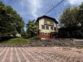 Жеке үй · 6 бөлме · 240 м² · 18 жүзд., улица Есенберлина, бағасы: 510 млн ₸ в Алматы, Медеуский р-н