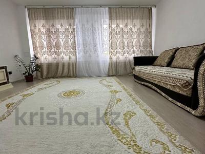 Отдельный дом · 3 комнаты · 102.6 м² · , Микрорайон Северный за 36.5 млн ₸ в 