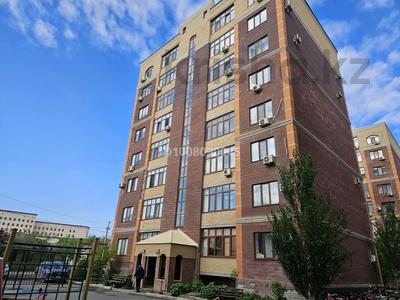 3-комнатная квартира · 106 м² · 6/8 этаж, мкр Нурсая, Пр-д Султанахмет Кожыков 4 за 47 млн ₸ в Атырау