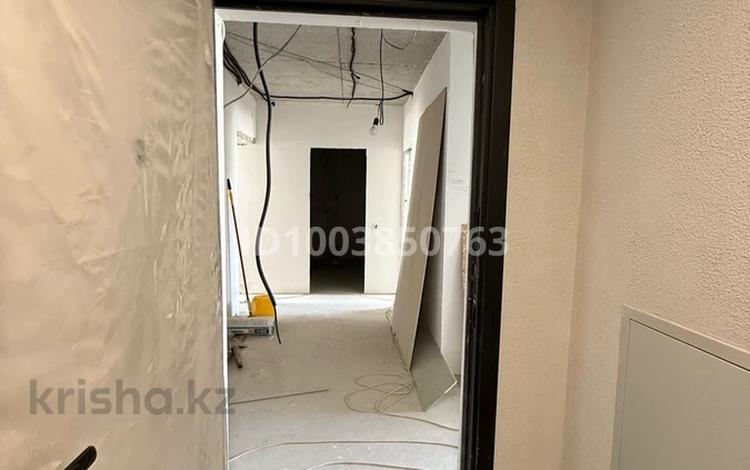 3-комнатная квартира · 91 м² · 7/7 этаж, Райымбек батыра 169 за 47 млн 〒 в  — фото 8