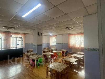 Свободное назначение, офисы, развлечения · 500 м² за 1.7 млн ₸ в Шымкенте, Аль-Фарабийский р-н