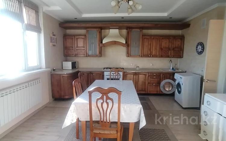 4-комнатная квартира · 115 м² · 4/5 этаж, 15-й мкр 13б за 29 млн ₸ в Актау — фото 2