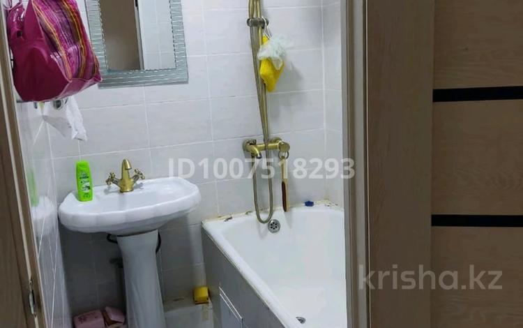 3-бөлмелі пәтер · 65 м² · 5/5 қабат, мкр Восток 14, бағасы: 25 млн ₸ в Шымкенте, Аль-Фарабийский р-н — фото 3