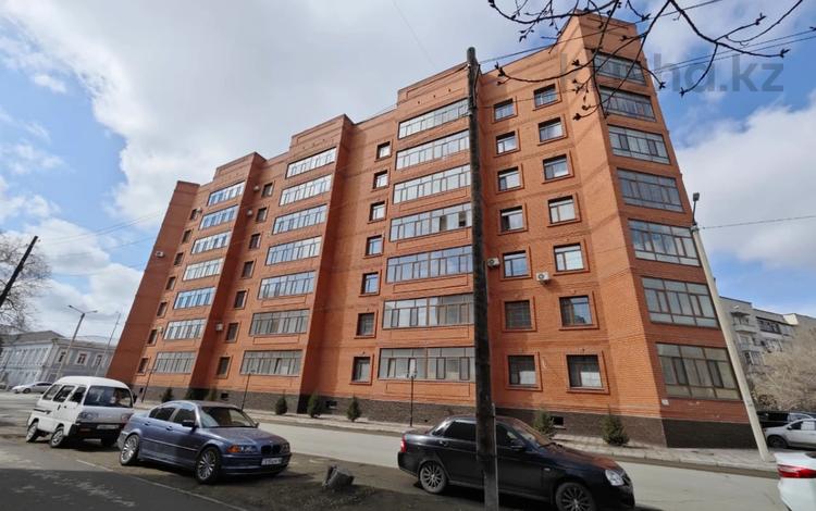 4-комнатная квартира, 171.3 м², 4/7 этаж, Беспаева 1а за ~ 80 млн 〒 в Семее — фото 18
