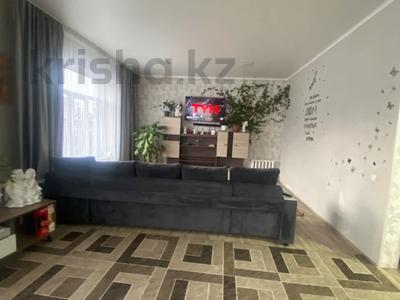Отдельный дом · 4 комнаты · 212.9 м² · 7 сот., Матросова за 35 млн ₸ в Павлодаре