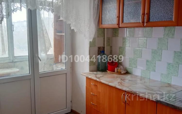 3-бөлмелі пәтер · 56 м² · 4/9 қабат, Абая 86, бағасы: 11.7 млн ₸ в Темиртау — фото 2