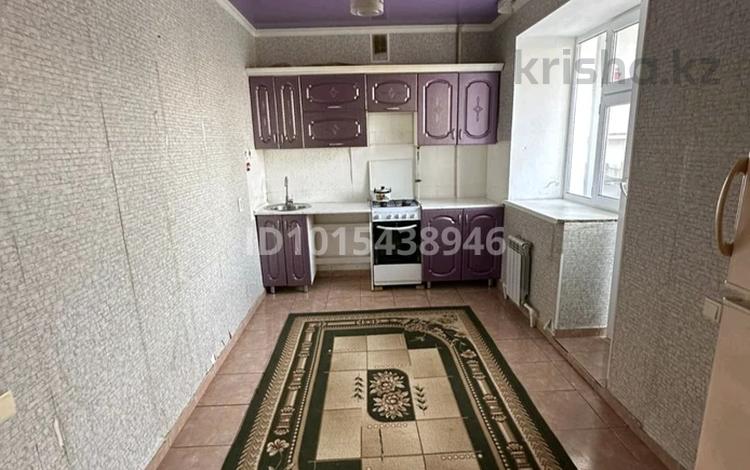 1-комнатная квартира · 41 м², мкр Болашак 155/7 за 100 000 ₸ в Актобе — фото 2