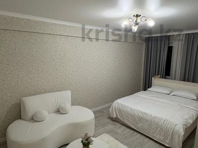 1-комнатная квартира · 30 м² · 5 этаж, Айтеке би 27 — Дом находится над офисом Халык банк за 15 000 〒 в 