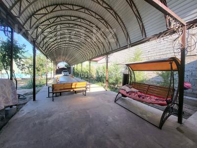 Отдельный дом · 4 комнаты · 150 м² · 8 сот., мкр Асар-2 41 — 138 Мектепке жакын за 33 млн 〒 в Шымкенте, Абайский р-н