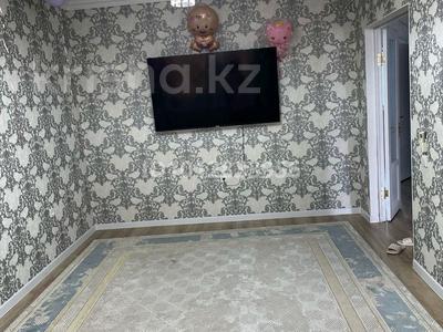3-комнатная квартира · 80 м² · 4/5 этаж, мкр. Алтын орда 22 — Тауелсиздик 22 1 за 250 000 ₸ в Актобе