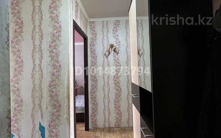 2-бөлмелі пәтер · 48.6 м² · 5/5 қабат, 13-шағынаудан 31 — остановка “мактуб”, бағасы: 9 млн ₸ в Караганде, Алихана Бокейханова р-н — фото 2