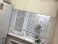 2-бөлмелі пәтер · 46 м² · 5/5 қабат, 22-шағынаудан 17, бағасы: 13 млн ₸ в Караганде, Алихана Бокейханова р-н — фото 2