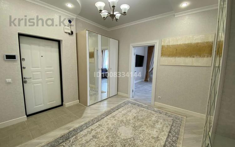 2-комнатная квартира · 117 м² · 4/15 этаж, 10-й мкр 10 за 55 млн 〒 в Актау — фото 2