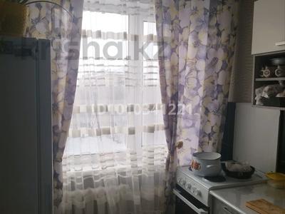 2-комнатная квартира · 48 м² · 5/5 этаж, Ленинградская — Во дворе Детского мира за 8.5 млн 〒 в Шахтинске