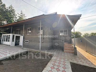 Отдельный дом · 4 комнаты · 140.4 м² · 6 сот., мкр Акжар, Даулеткерея 82 за 62 млн ₸ в Алматы, Наурызбайский р-н