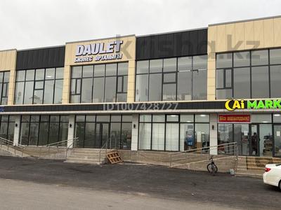 Свободное назначение, офисы, магазины и бутики, склады, общепит, салоны красоты, фитнес и спорт, медцентры и аптеки, образование, развлечения, конференц-залы, кабинеты и рабочие места · 400 м² за 800 000 〒 в Шымкенте, Каратауский р-н