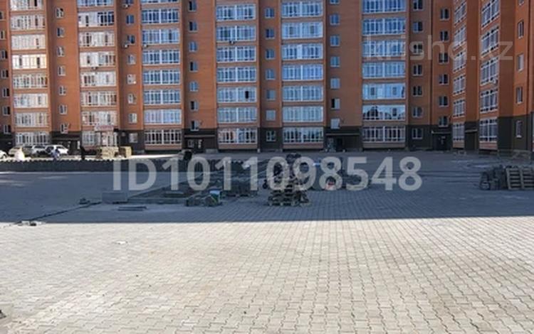 1-комнатная квартира · 44.2 м² · 2/9 этаж, Кеменгер 36 — За рестораном Париж за 16.5 млн ₸ в Уральске — фото 12