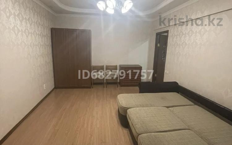 1-бөлмелі пәтер · 42 м² · 2/5 қабат, проспект Абая — Абая - Пушкина, бағасы: 280 000 ₸ в Алматы, Медеуский р-н — фото 2