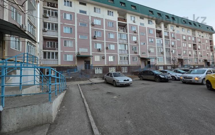 2-бөлмелі пәтер · 53.8 м² · 3/6 қабат, Нұрсая ш/а. 65, бағасы: 21 млн ₸ в Атырау, мкр Нурсая — фото 4