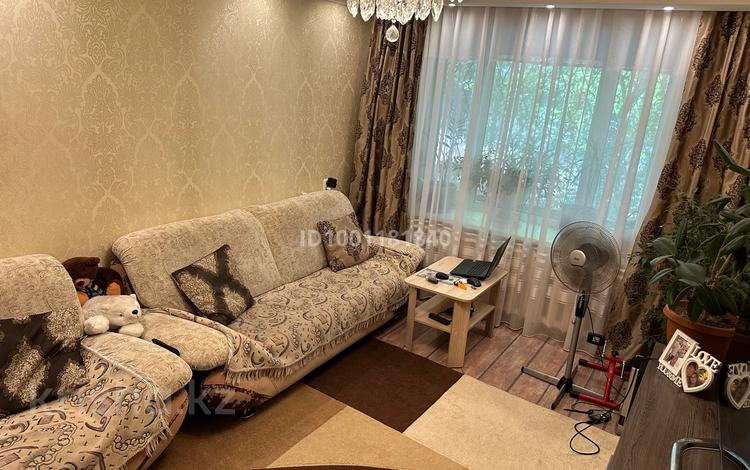 3-бөлмелі пәтер · 59 м² · 1/5 қабат, Момышулы 55/1, бағасы: 18 млн ₸ в Темиртау — фото 14