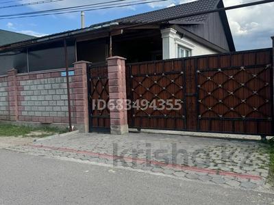 Отдельный дом • 5 комнат • 100 м² • 10 сот., Молдагулова 13 за 35 млн 〒 в 